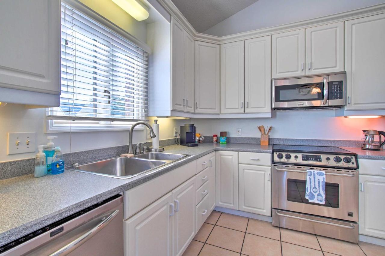 Southport Condo With Fire Pit, Deck And Private Pool Eksteriør bilde